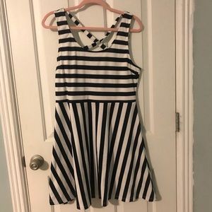 FINAL $ DROP H&M Navy Striped Dress Large
